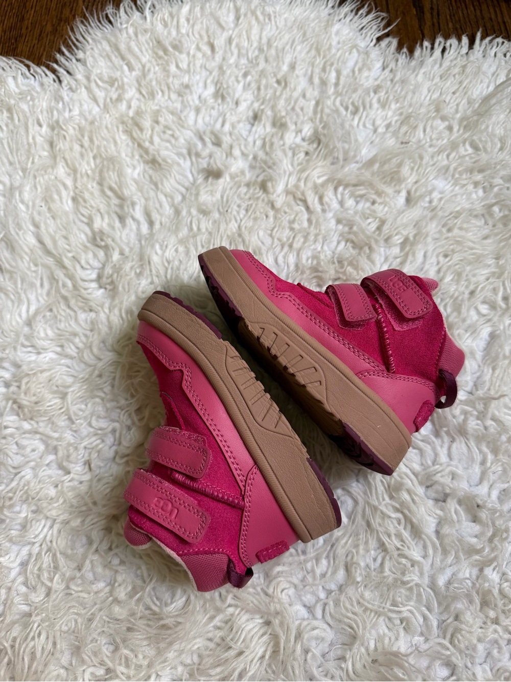 Kids Pink Ugg High-Top Boots - Picture 4 of 8